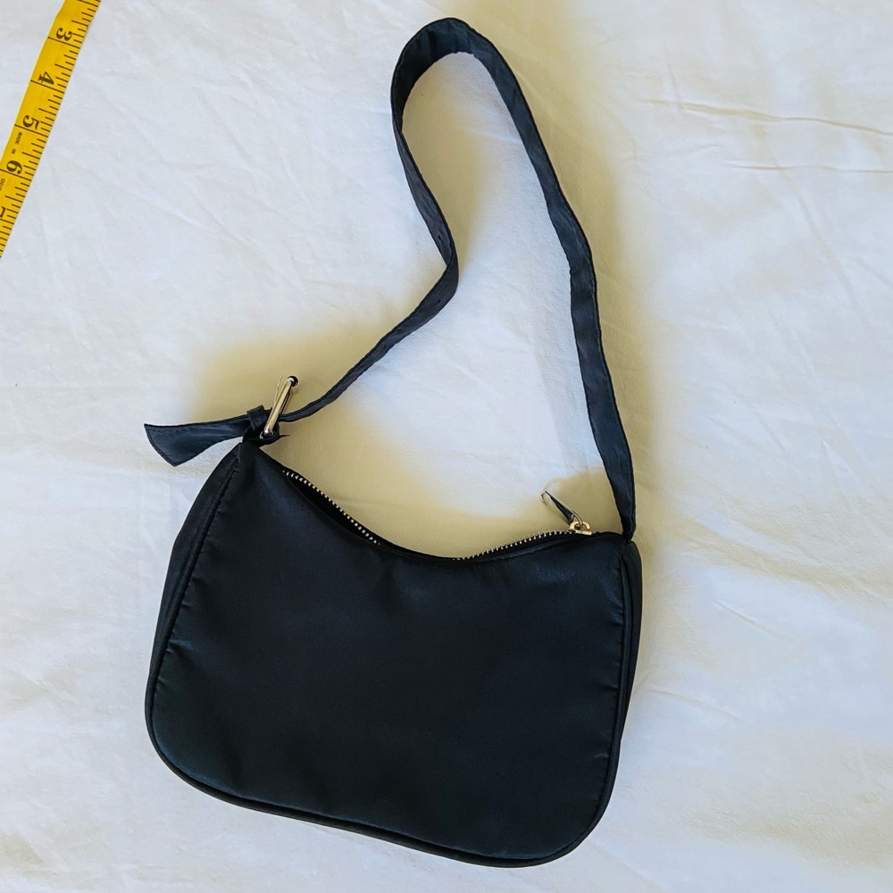 Y2K Black Shoulder Bag